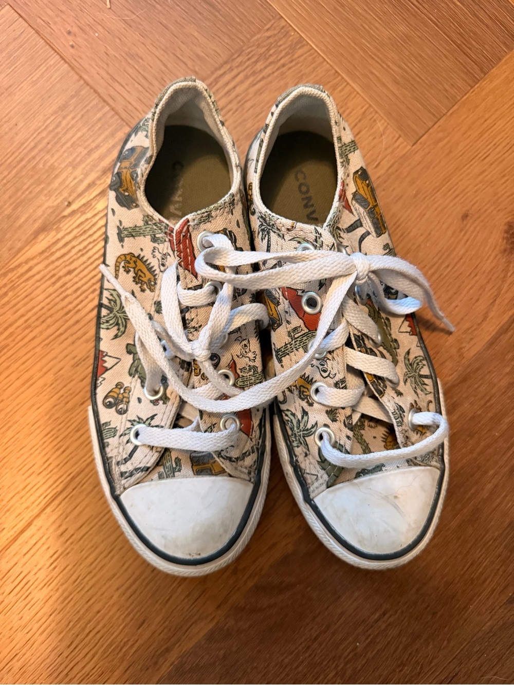 Converse Chuck Taylor All Star Kids Camping Print Low Top Sneakers Size 1